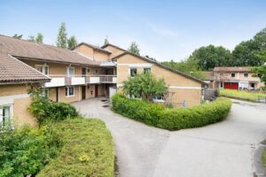 Lägenhet 5 rok på Gnejsgången 17