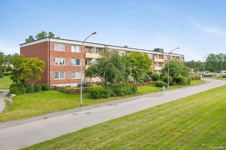 Lägenhet 3 rok på Eddavägen 15A