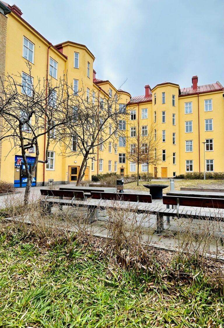 Lägenhet 3 rok på Nyforsgatan 42