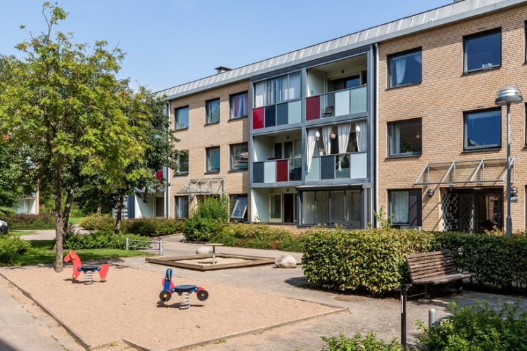 Lägenhet 2 rok på Andersbergsringen 261