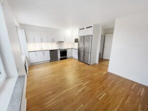 Lägenhet 3 rok på Västermovägen 21