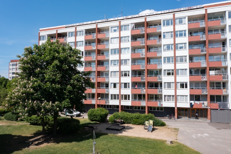 Lägenhet 3 rok på Årbygatan 5B