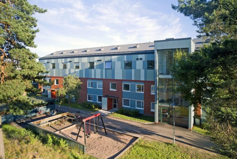 Lägenhet 1 rok på Flöjtgatan 13A