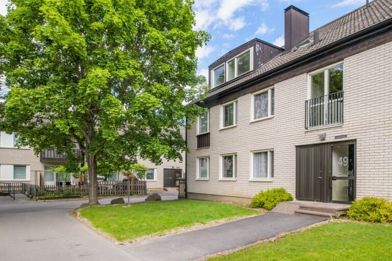 Lägenhet 3 rok på Väpnaregatan 13
