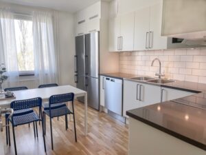 Lägenhet 5 rok på Eriksfältsgatan 16A