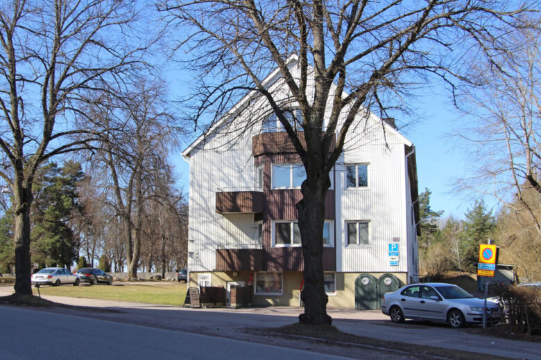 Lägenhet 3 rok på Vingåkersvägen 6B