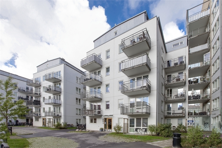 Lägenhet 2 rok på Kurirgatan 57
