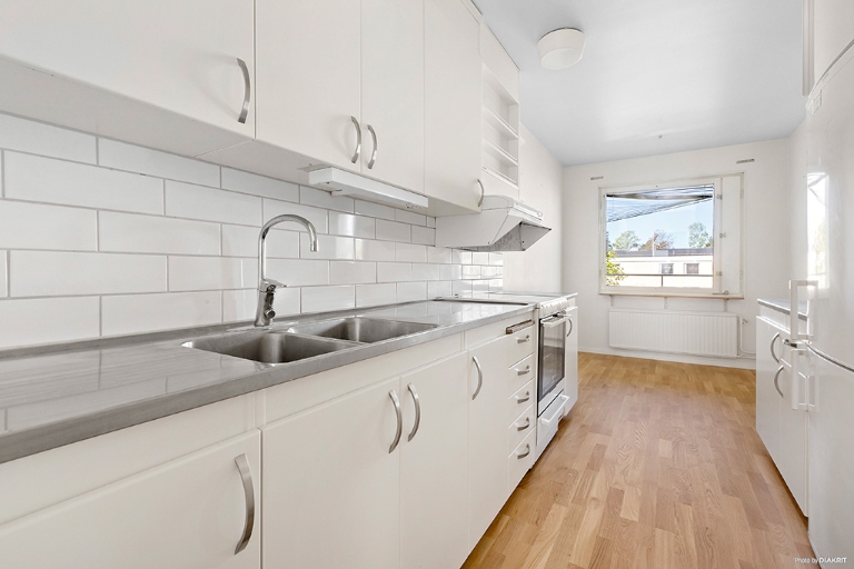 Lägenhet 3 rok på Karl Hovbergsgatan 53D