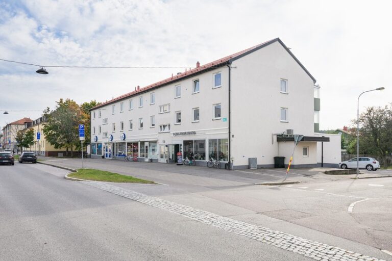 Lägenhet 3 rok på Nya Tanneforsvägen 46