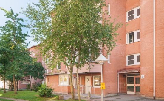 Lägenhet 2 rok på Odalvägen 5