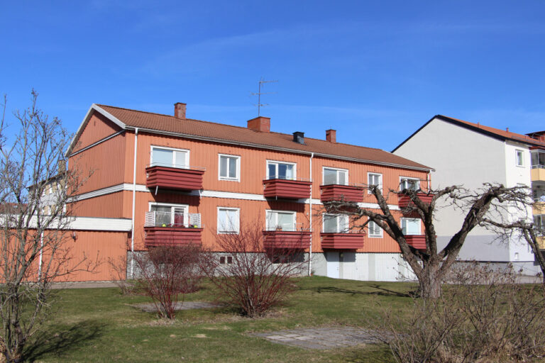 Lägenhet 1 rok på Tegnérvägen 44B