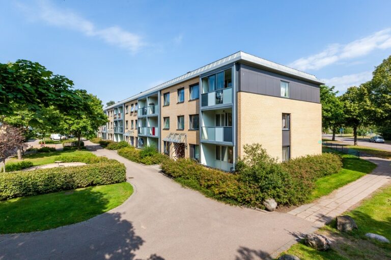 Lägenhet 1 rok på Andersbergsringen 255