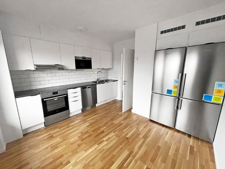 Lägenhet 5 rok på Östra Nygatan 7B
