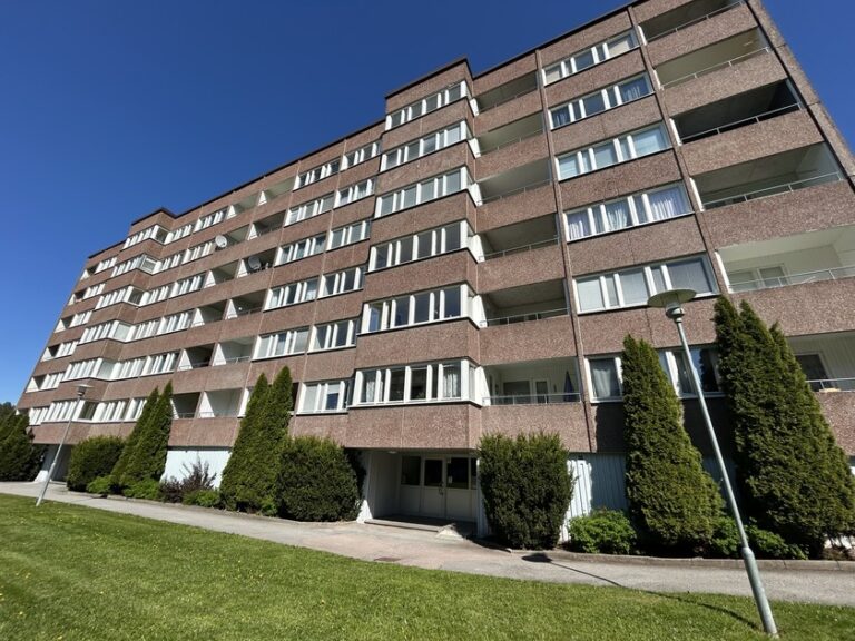 Lägenhet 3 rok på Liegatan 23