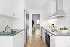 Lägenhet 2 rok på Karl Hovbergsgatan 39B