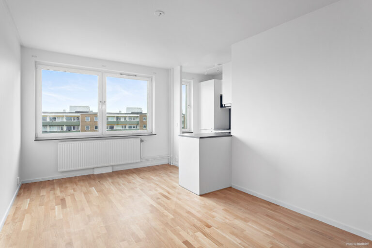 Lägenhet 1 rok på Agnesfridsvägen 93