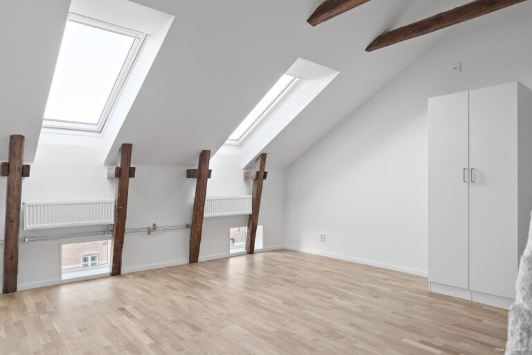 Lägenhet 1 rok på Ystadsgatan 13