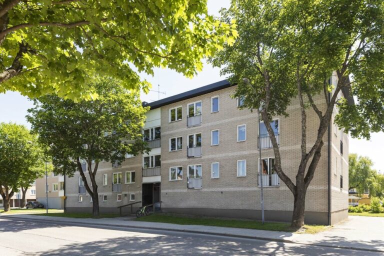 Lägenhet 2 rok på Barrsätragatan 19