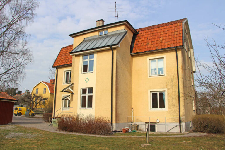 Lägenhet 2 rok på Erikslundsvägen 4