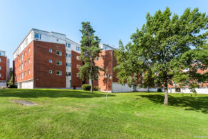 Lägenhet 2 rok på Idrottsvägen 2 B