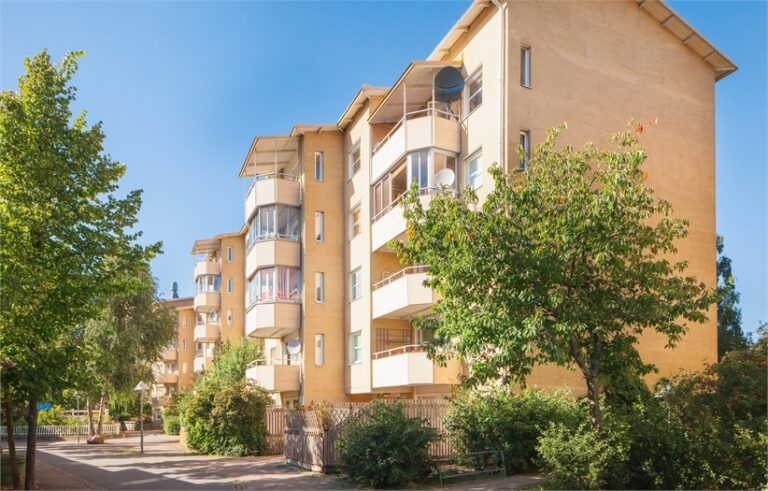 Lägenhet 3 rok på Odalvägen 9