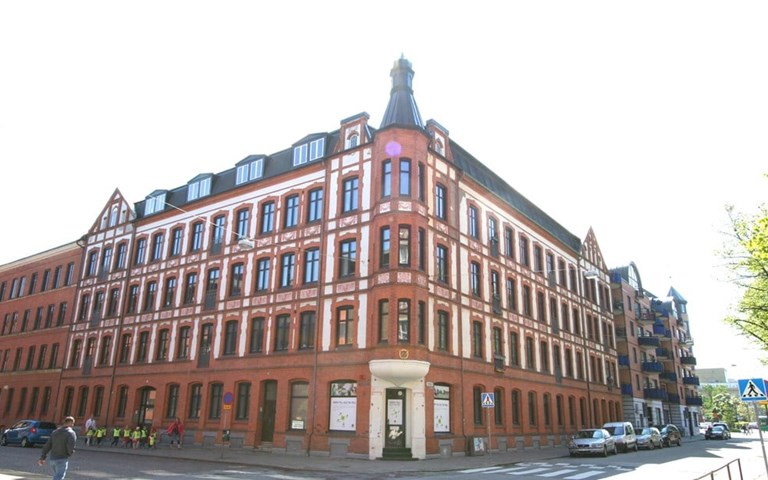 Lägenhet 3 rok på Slöjdgatan 8 B