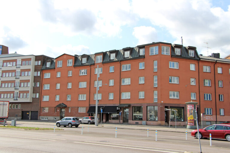 Lägenhet 3 rok på Styrmansgatan 4 B