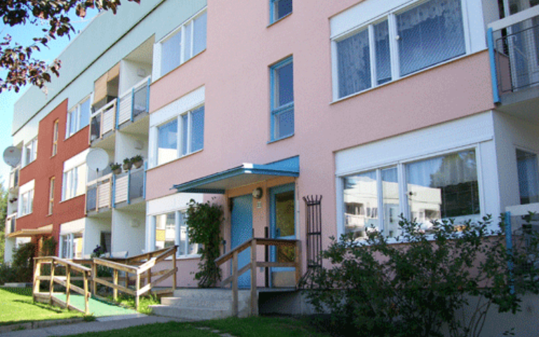 Lägenhet 3 rok på Vänortsvägen 21