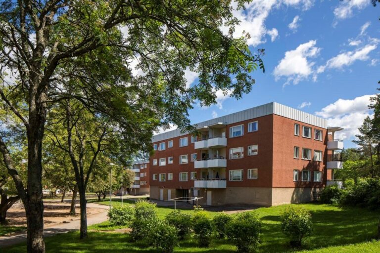 Lägenhet 4 rok på Skrinnarvägen 10, Eskilstuna