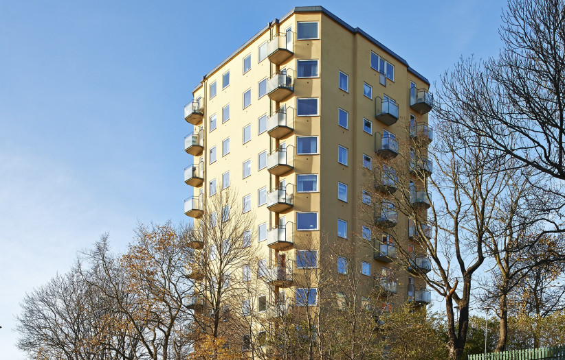 Lägenhet 5 rok på Hästholmsvägen 15