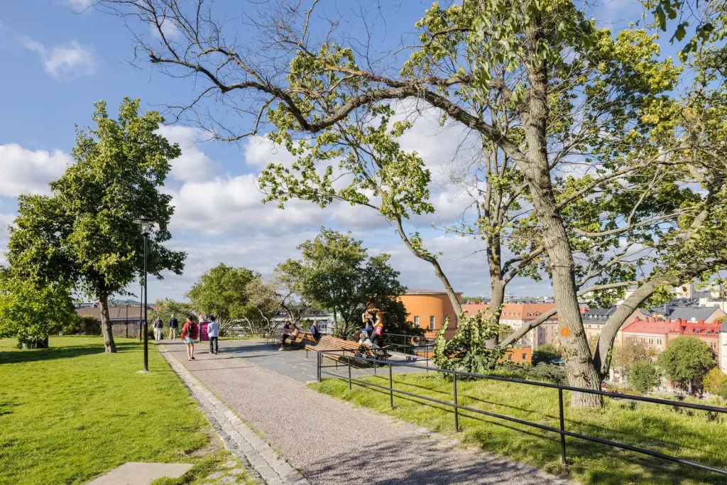 Bostadsrätt med 2 rum på Drottninggatan 112B i Stockholm, bild 2 av 2