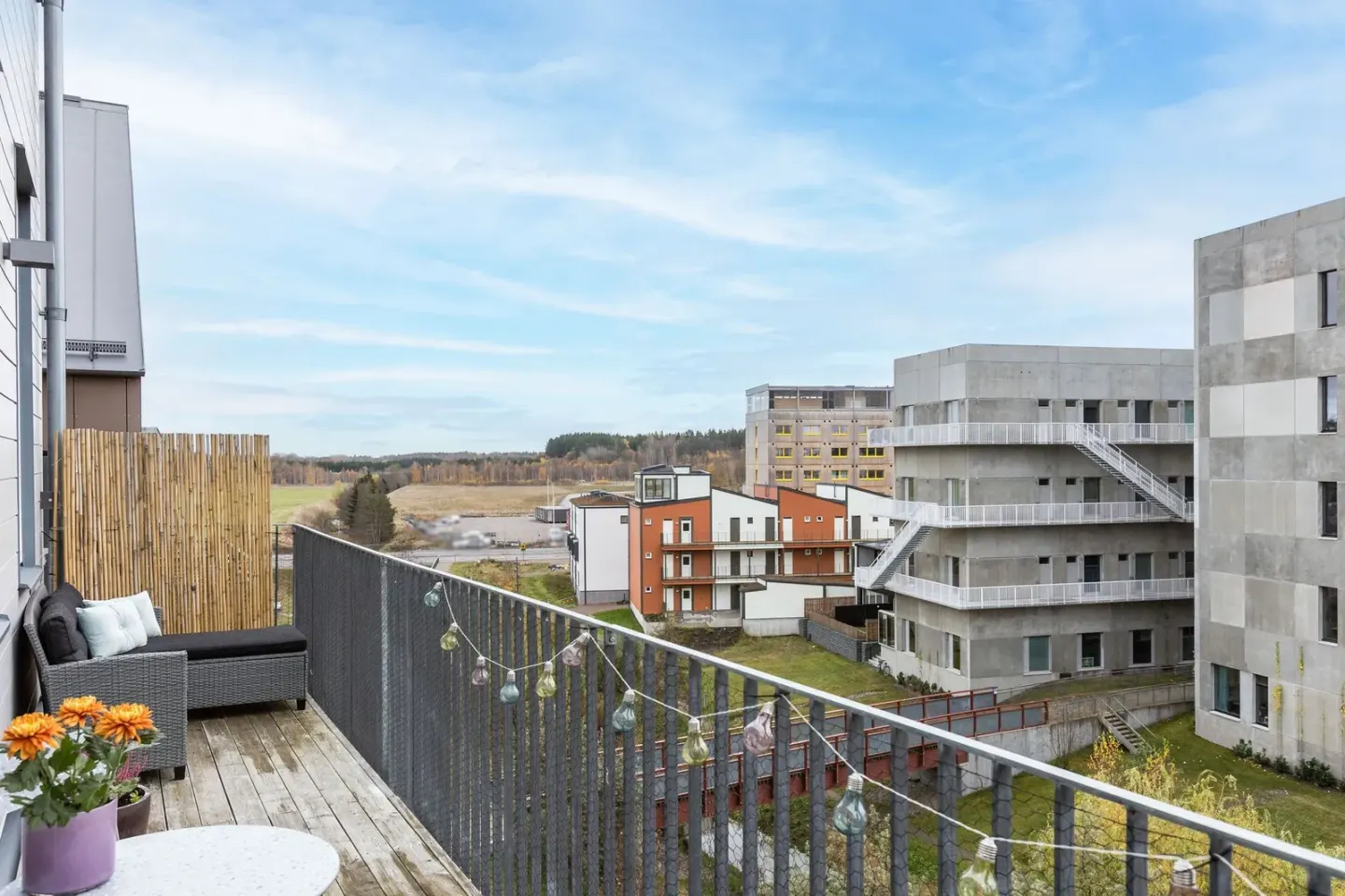 Bostadsrätt med 2 rum på Hugo Theorells gata 33 i Linköping, bild 2 av 4