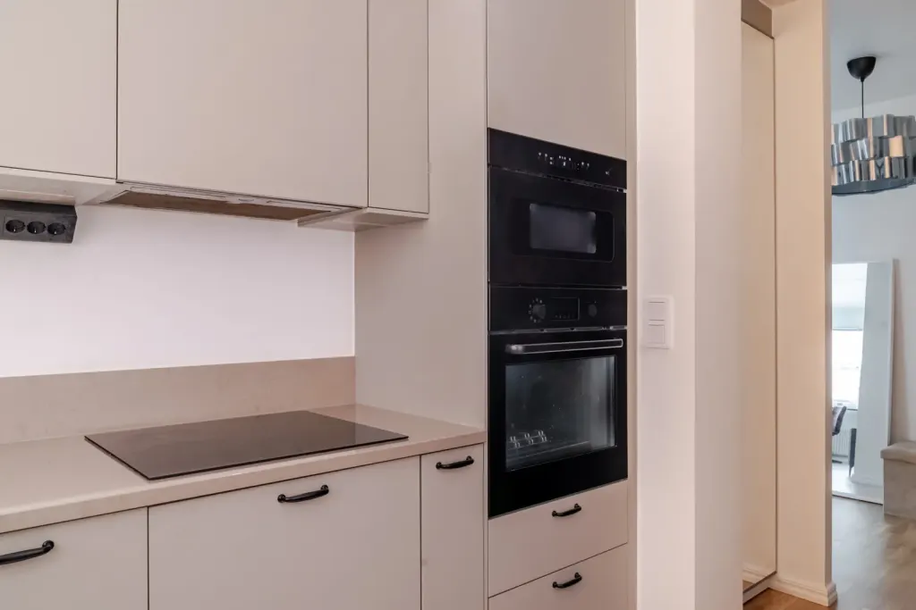 Bostadsrätt med 3 rum på Sandalmakarbacken 9 i Stockholm, bild 4 av 4