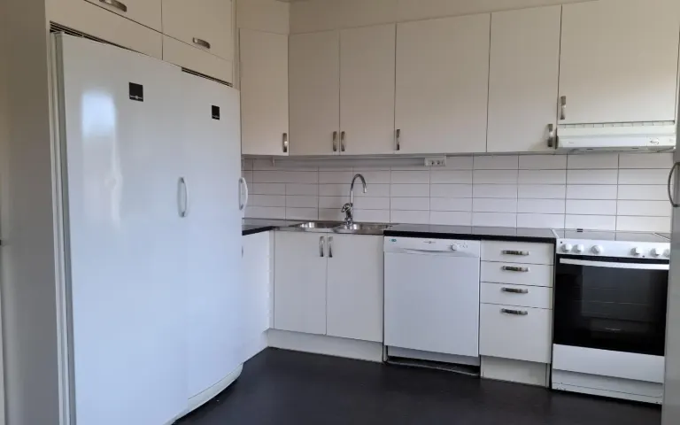 Hyresrätt med 3 rum på Kråkrisvägen 26C i Motala