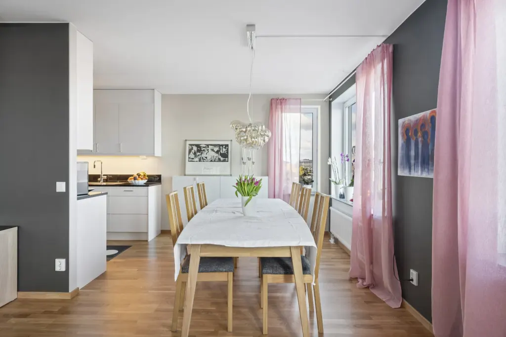 Bostadsrätt med 5 rum på Sockergatan 6 i Uppsala, bild 3 av 4