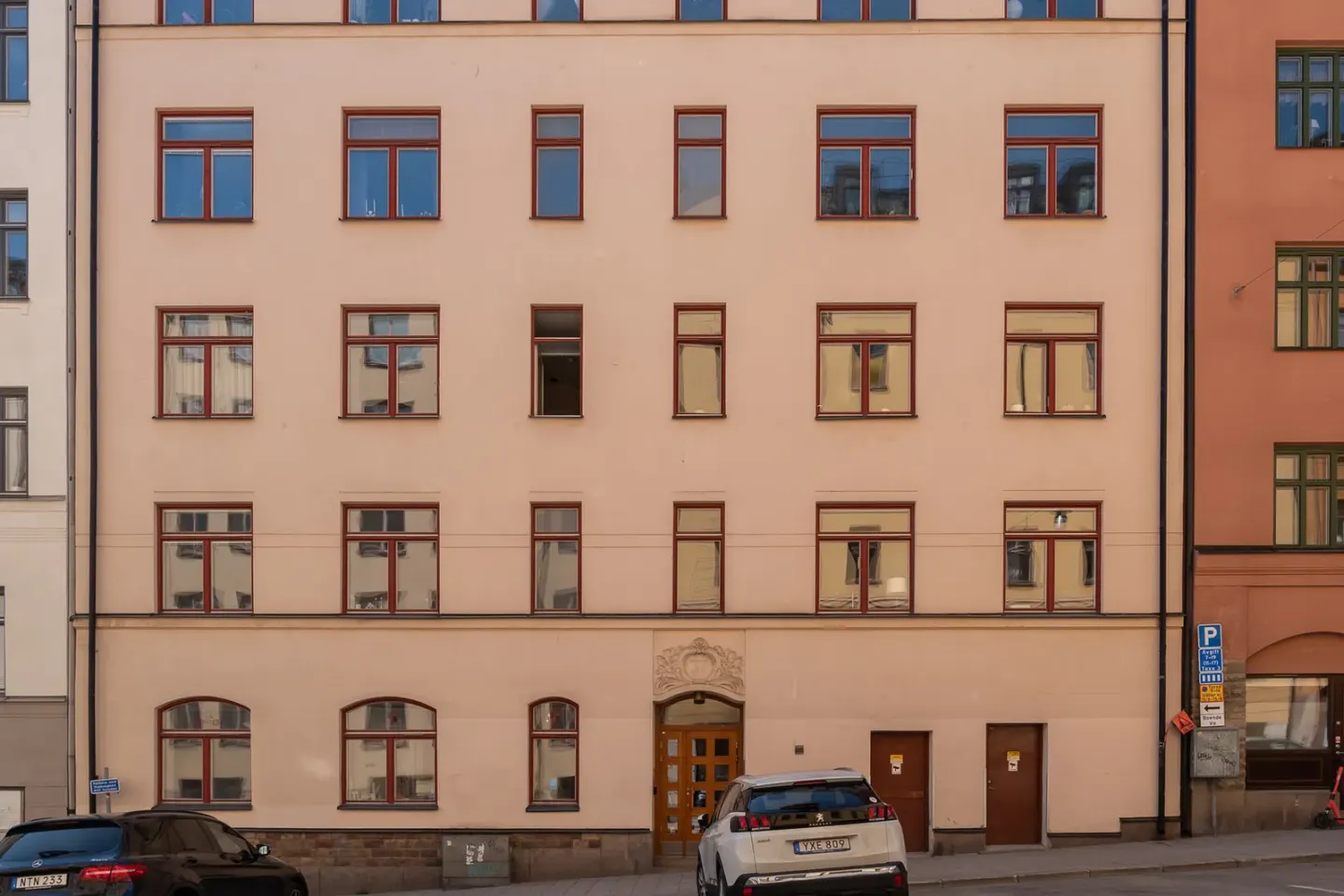 Bostadsrätt med 3 rum på Tomtebogatan 37 i Stockholm, bild 2 av 3