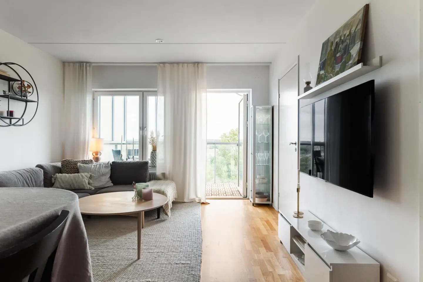 Bostadsrätt med 2 rum på Restalundsvägen 2 i Örebro, bild 2 av 4