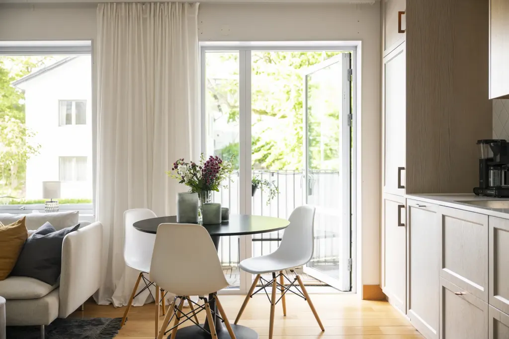 Bostadsrätt med 1 rum på Snörmakarvägen 35C i Stockholm, bild 4 av 4
