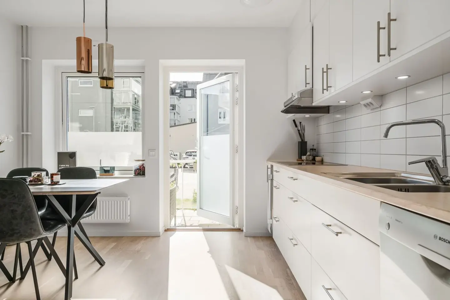Bostadsrätt med 2 rum på Fotbollsvägen 26B i Nyköping, bild 2 av 4