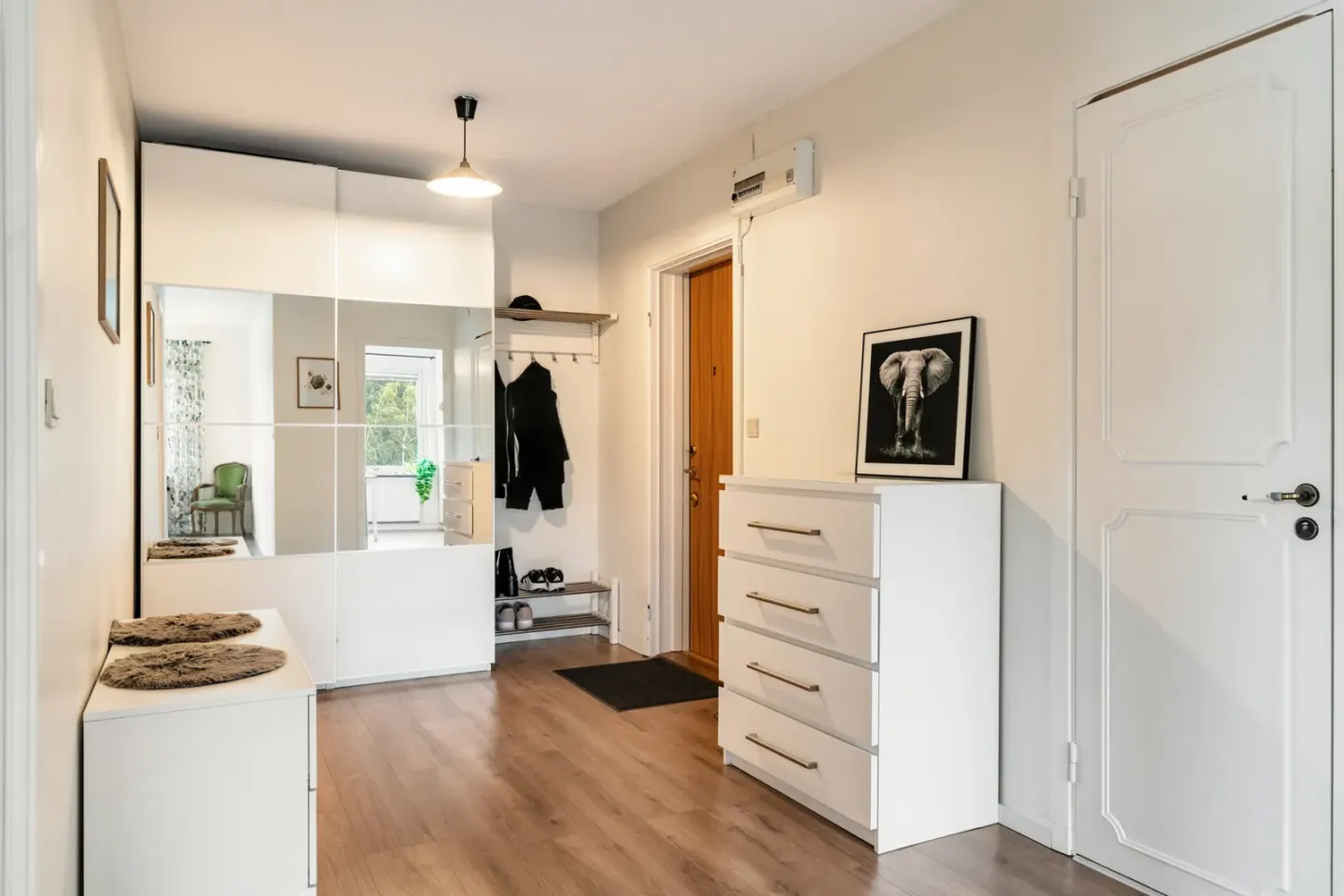 Bostadsrätt med 2 rum på Jupitervägen 4 i Nyköping, bild 2 av 4