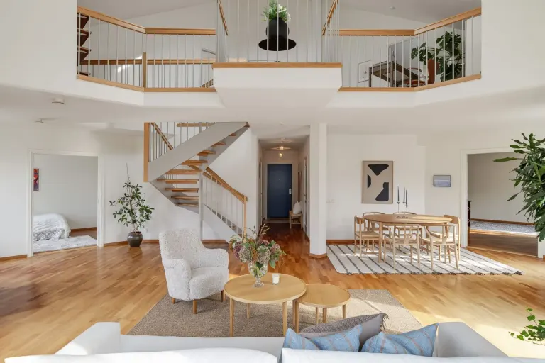 Bostadsrätt med 6 rum på Magasinsgränd 1 i Linköping, bild 2 av 4