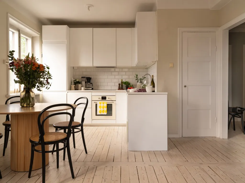 Bostadsrätt med 2 rum på Nynäsvägen 359 i Stockholm, bild 2 av 5