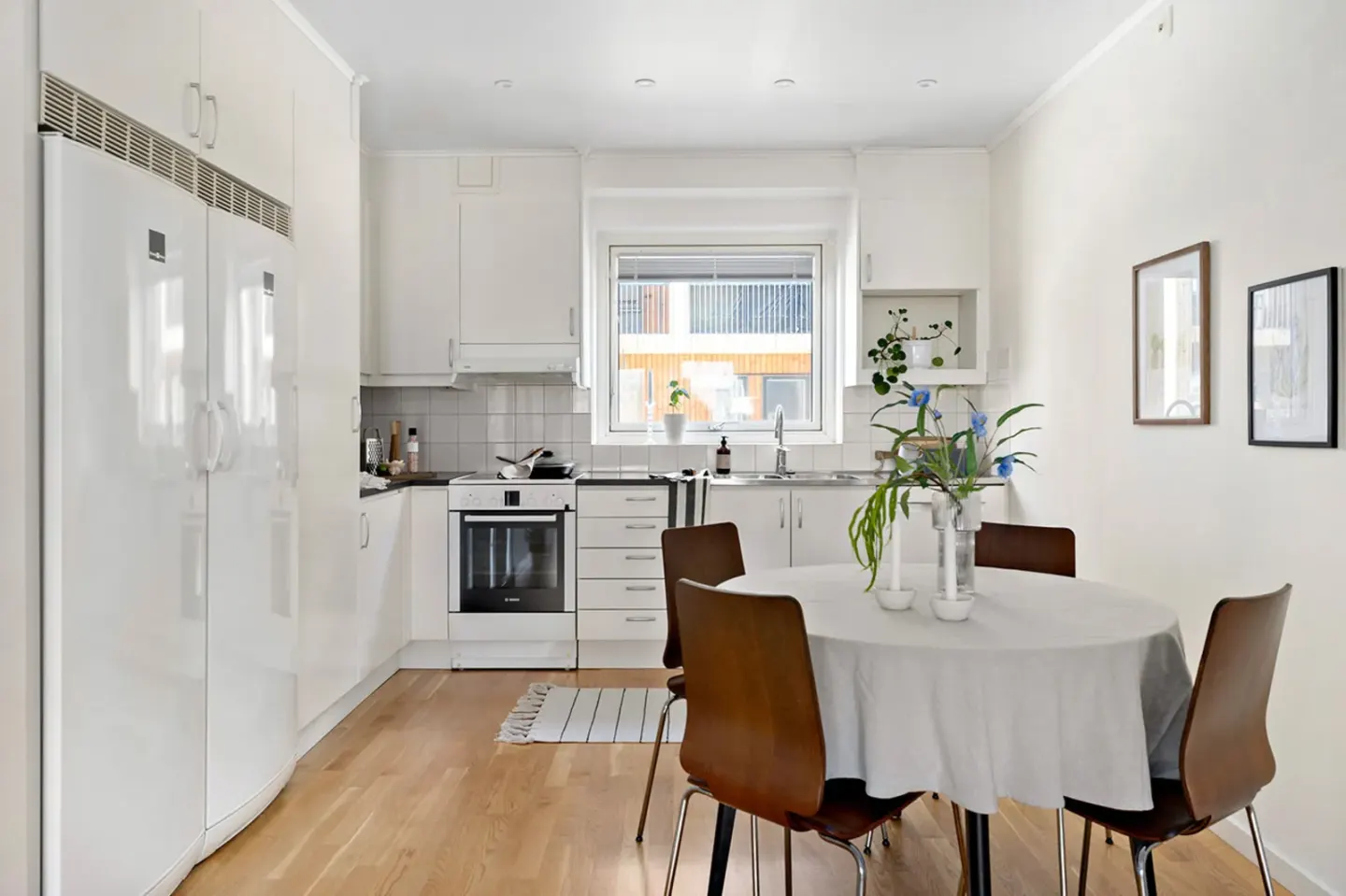 Bostadsrätt med 3 rum på Herculesgatan 4 i Järfälla, bild 2 av 4