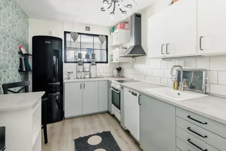 Bostadsrätt med 3 rum på Hjortronvägen 65 i Upplands-Bro