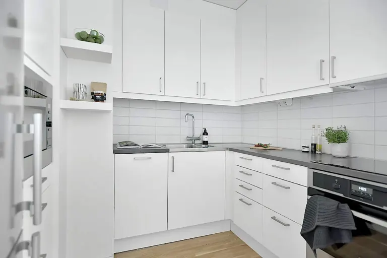 Bostadsrätt med 2 rum på Råcksta Gårdsväg 28 i Stockholm, bild 4 av 4