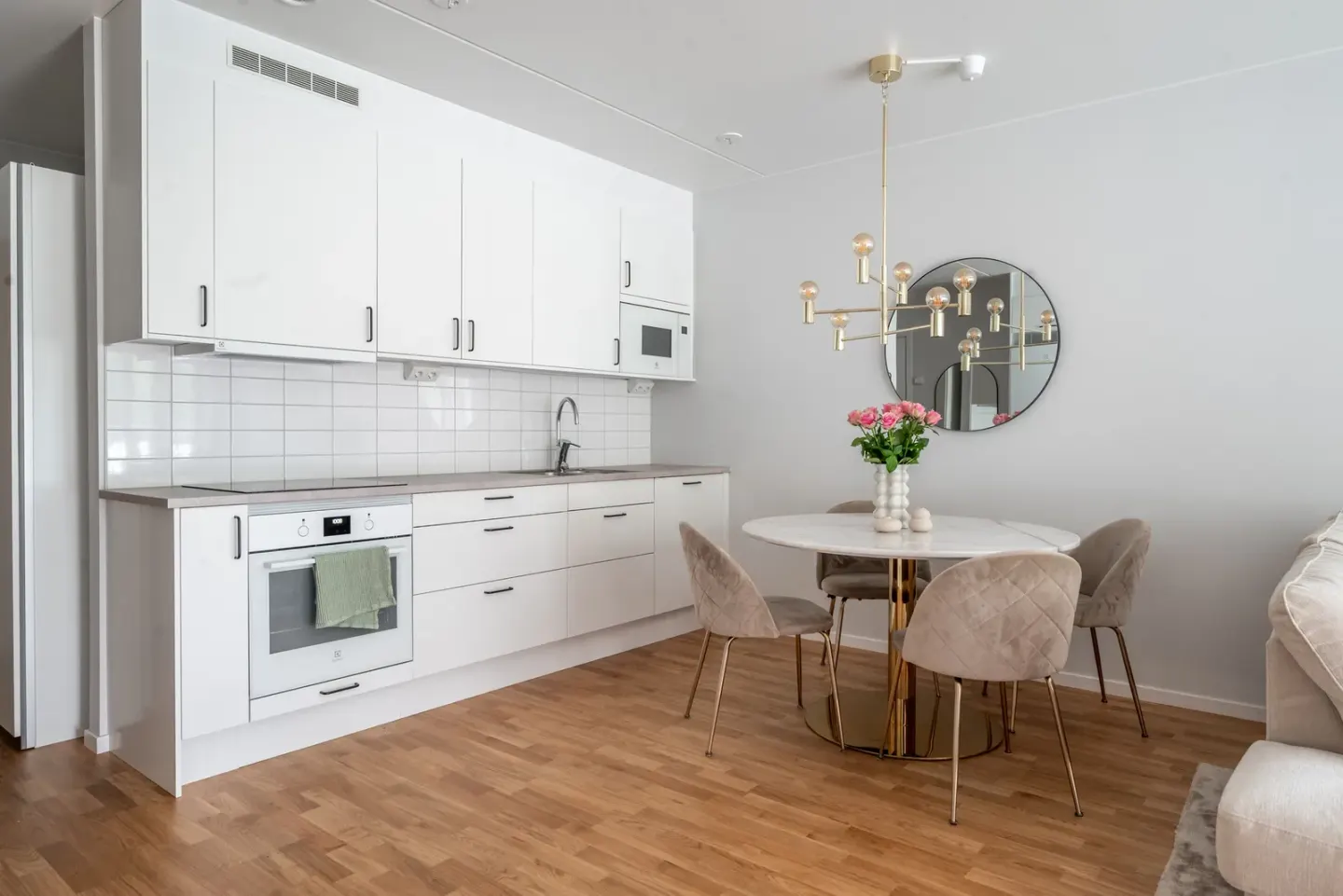 Bostadsrätt med 2 rum på Kråkekärrsgatan 11C i Borås, bild 2 av 4