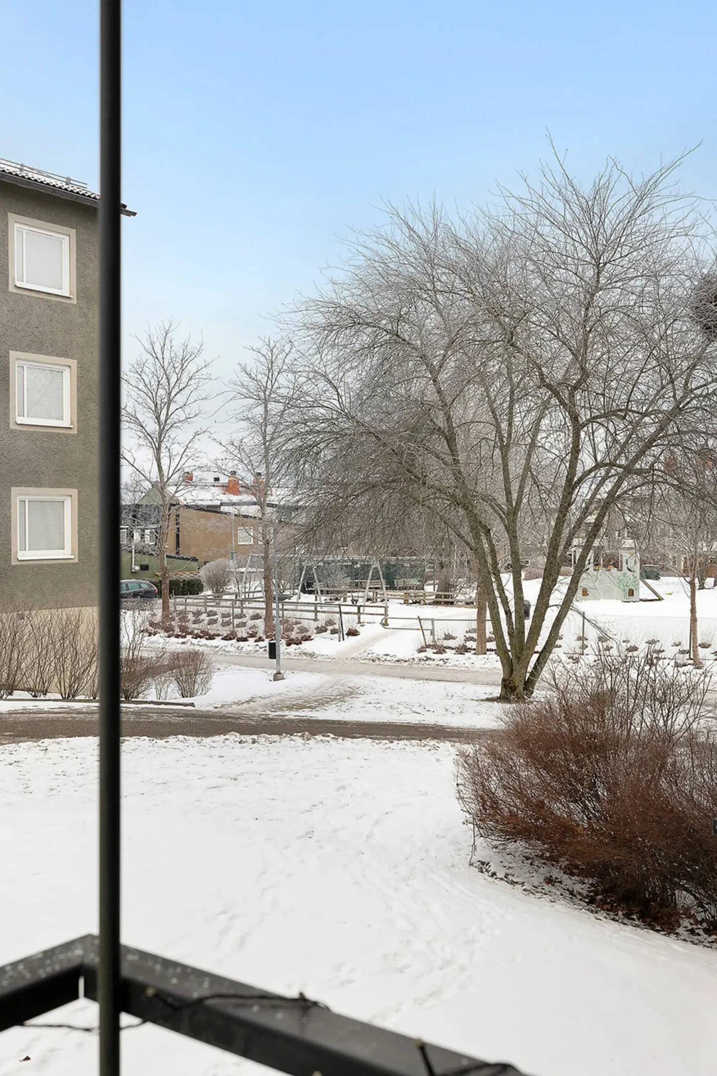 Bostadsrätt med 2 rum på Pilotvägen 9 i Järfälla, bild 3 av 4