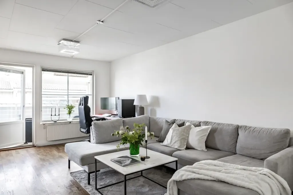 Bostadsrätt med 2 rum på Jaktvägen 149 i Upplands Väsby, bild 4 av 4
