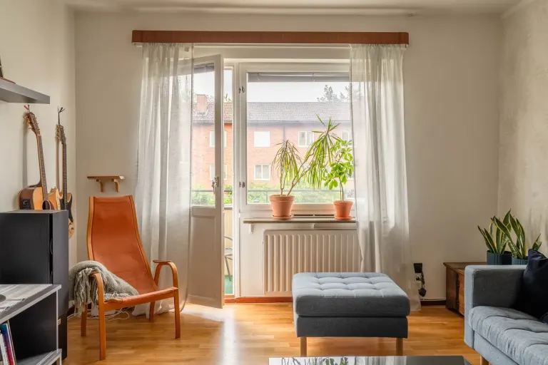 Bostadsrätt med 2 rum på Broddgränd 4 i Stockholm, bild 2 av 4