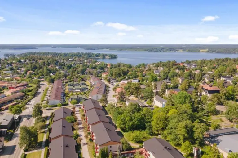 Bostadsrätt med 2 rum på Drivbänksvägen 13A i Stockholm